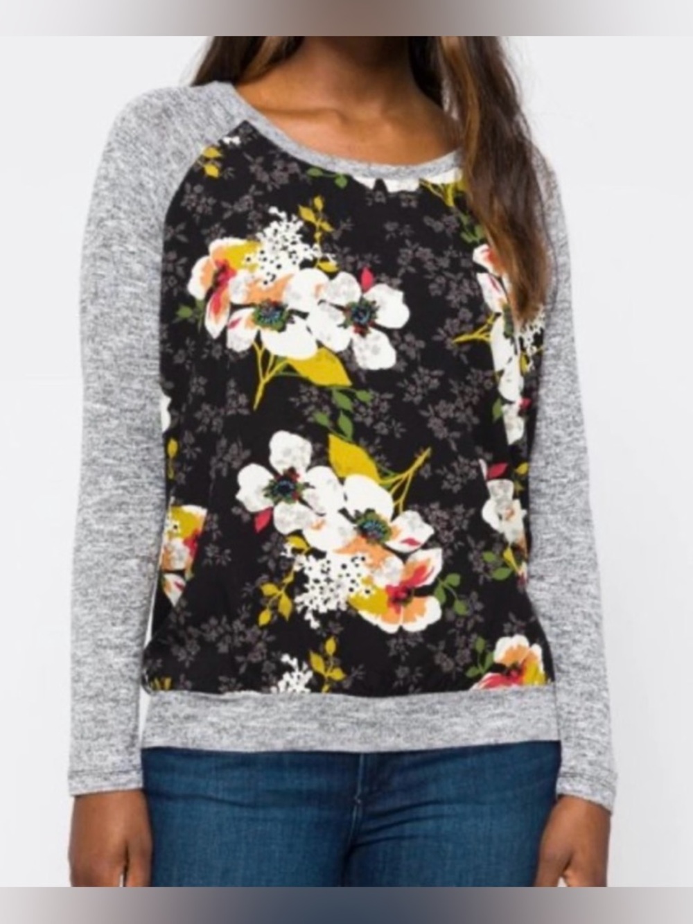 Kut from the Kloth Floral Print Gray and Black long sleeve Top size small